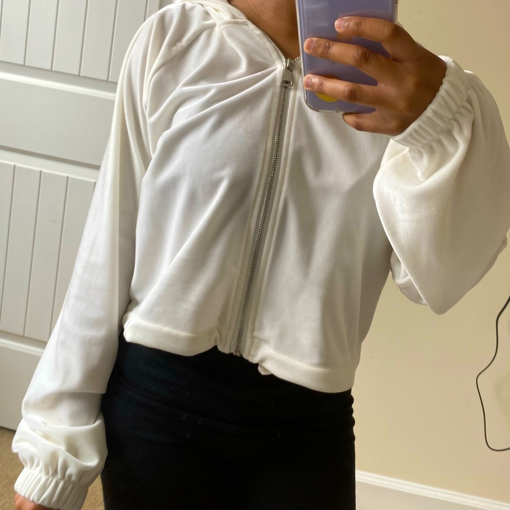 Cream cropped hoodie